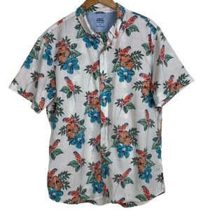 Izod Saltwater Relaxed Classics Tropical Short Sleeve Shirt